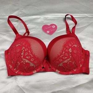 Victoria's Secret Very Sexy Push Up Bra Red Lace